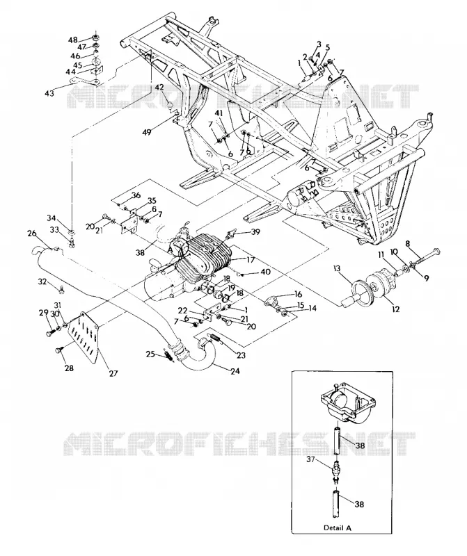 Motorbehälterungen   Auspuff 250 4x4 / W928127 (4922872287A009)