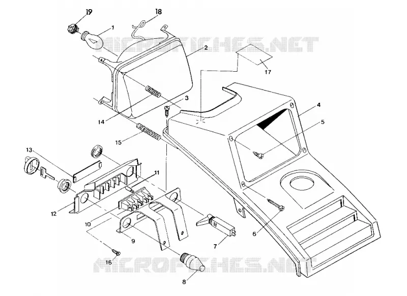 SCHEINWERFER 250 4x4 / W928127 (4922872287A011)